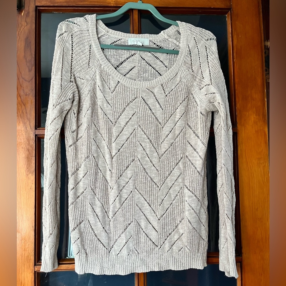Olive & Oak light sand colored sweater